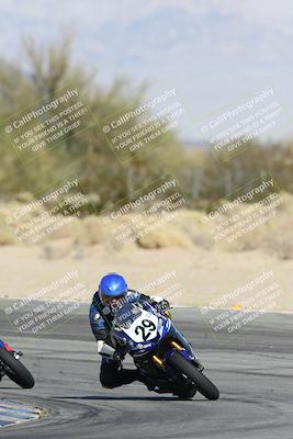 media/Dec-07-2025-CVMA (Sun) [[3e7d2de5dc]]/Race 7-Formula Lightweight Twins Shootout/